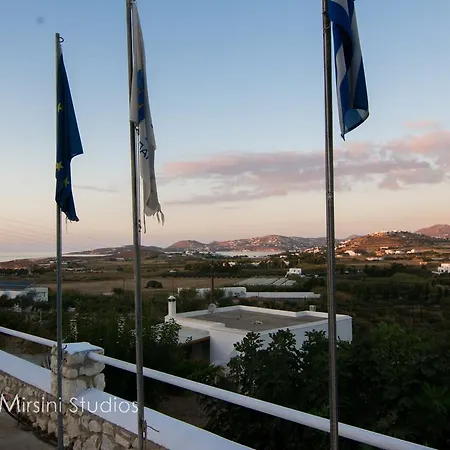 Apartamento Mirsini *
