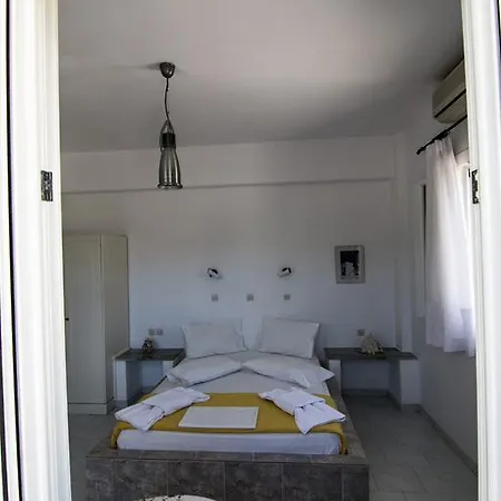 Apartment Mirsini Parasporos