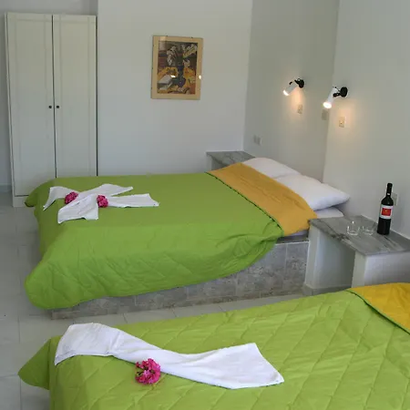 Апартаменты Mirsini