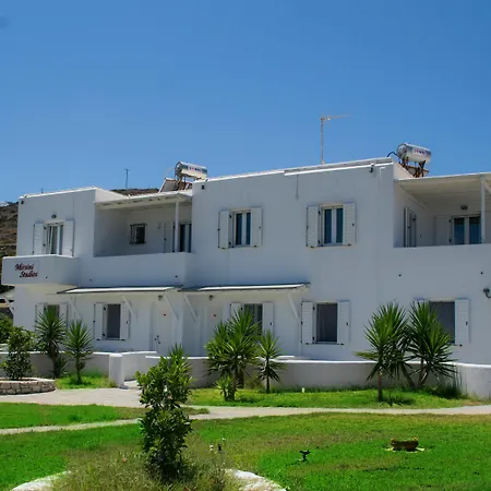 Mirsini דירה *